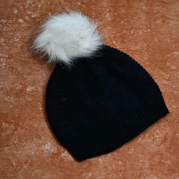 [6342_cwc_winter_cap_c] Men's and Women's Skull Slouchy Winter Woolen Knitted Black Inside Fur Beanie Cap.