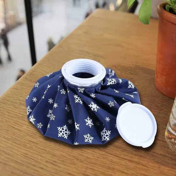 [6165_9in_pain_relief_ice_bag] Pain Reliever Ice Bag Used To Overcome Joints Pain In Body.