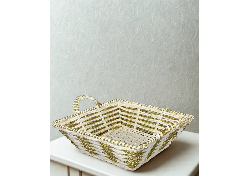 [PT-907otherotherpurposes] Golden Crest Basket for Gifiting and other purposes