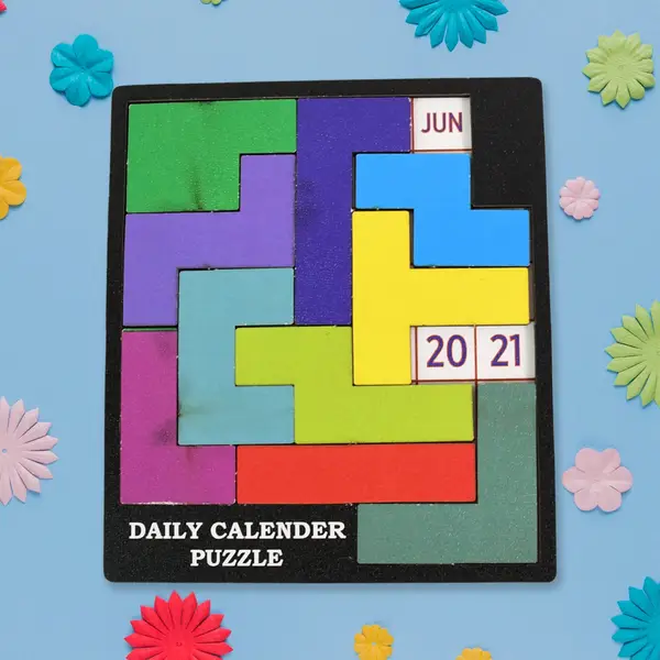 [18485_daily_calendar_puzzle_pz1016] Wooden Daily Calendar Puzzle (Multicolor / 1 Set)