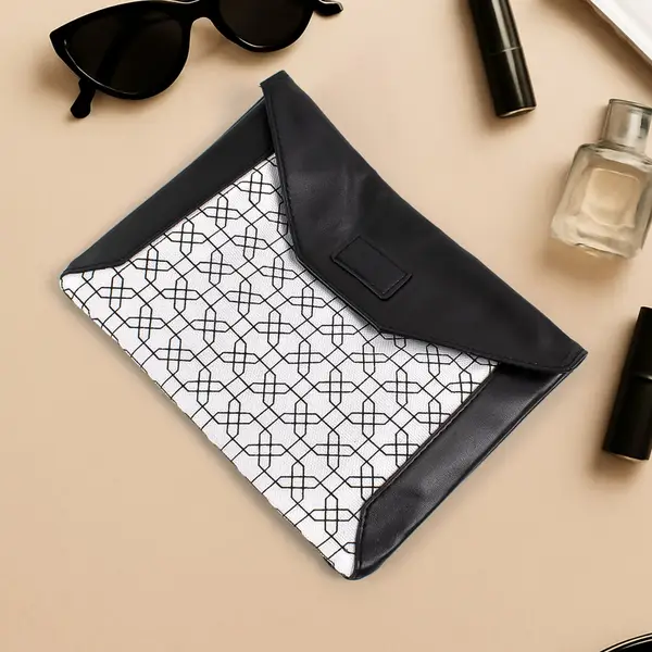 [4079_multi_magnetic_lock_pouch] Multipurpose Pouch With Magnetic Lock(1 Pc / 19×14 Cm)