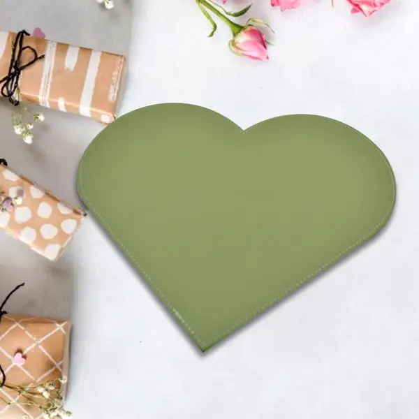 [4040_heart_shape_art_board_1pc] Heart Shape Board For Art and Thick Pad of Heart Shape for Art