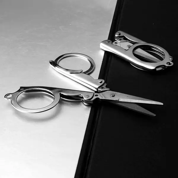 [1784_folding_scissor_3_5in] Folding Scissor 3.5inch used in crafting and cutting purposes for children’s and adults.